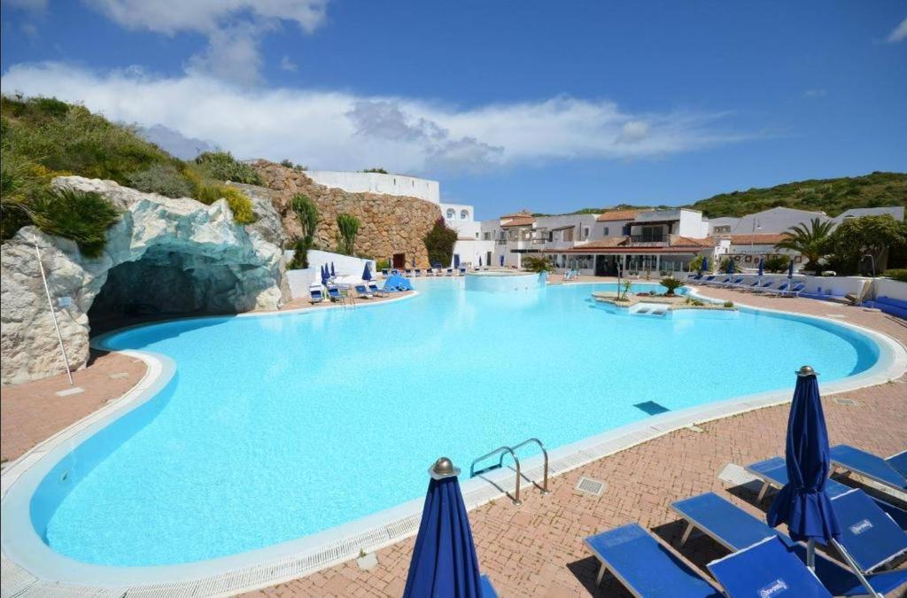 Perla Del Porto Apartments Santa Teresa Gallura Exterior photo