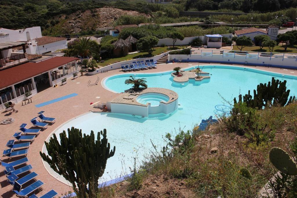 Perla Del Porto Apartments Santa Teresa Gallura Exterior photo