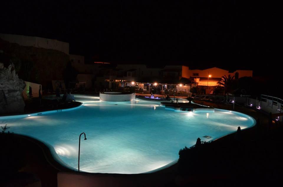 Perla Del Porto Apartments Santa Teresa Gallura Exterior photo